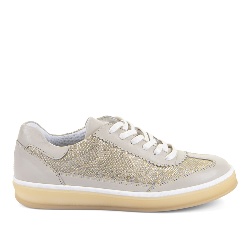 Ženska tenisica Stefano